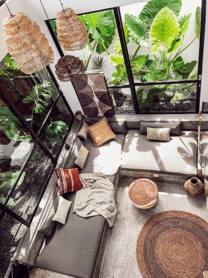 Beyond Bespoke Villas Семиньяк Экстерьер фото