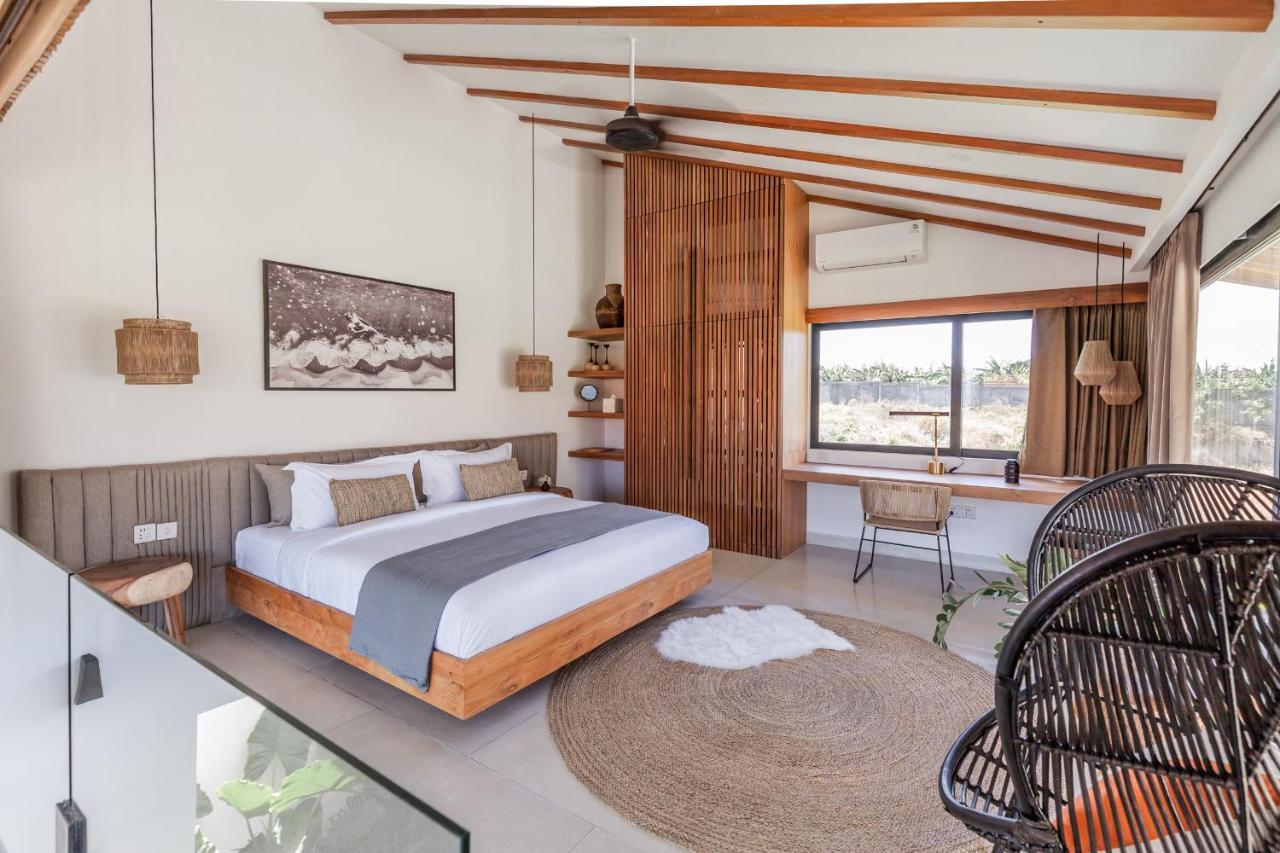 Beyond Bespoke Villas Семиньяк Экстерьер фото