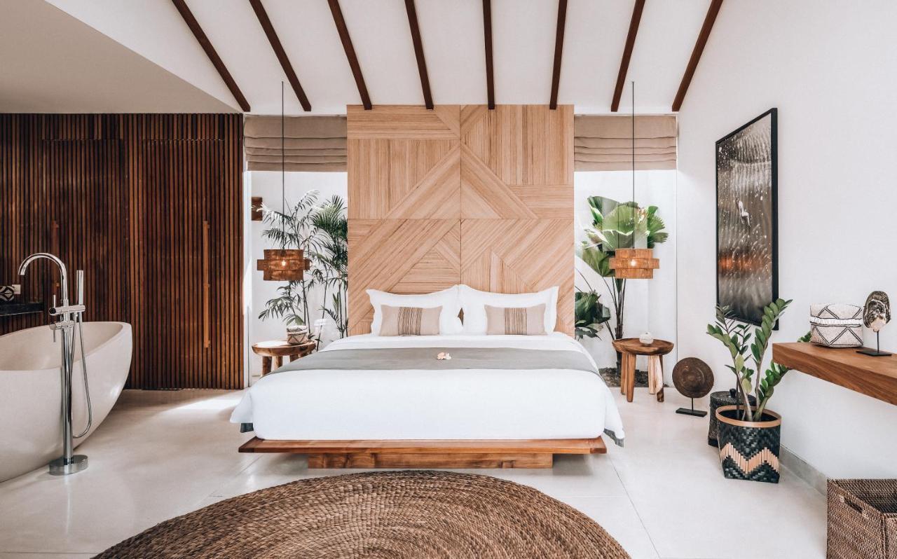 Beyond Bespoke Villas Семиньяк Экстерьер фото