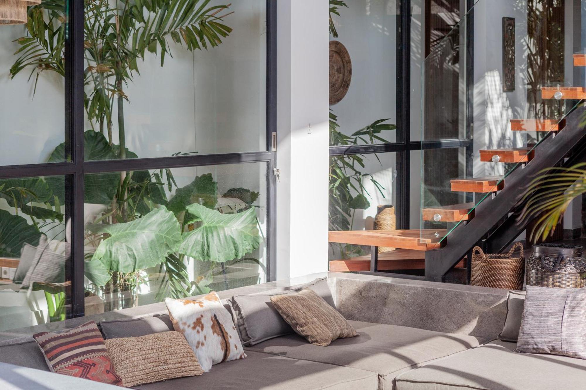 Beyond Bespoke Villas Семиньяк Номер фото