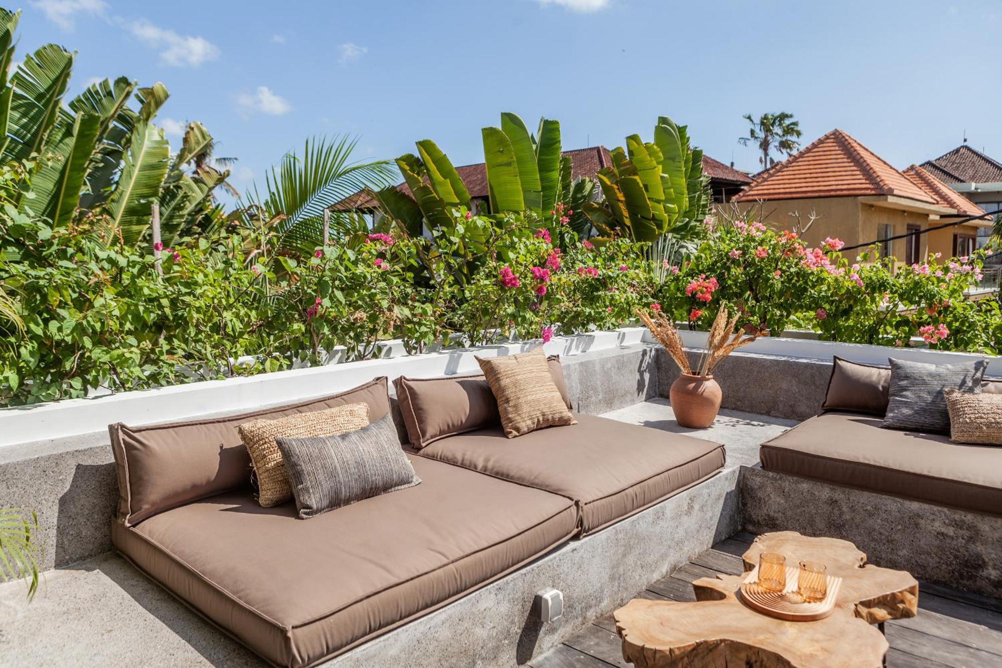 Beyond Bespoke Villas Семиньяк Номер фото
